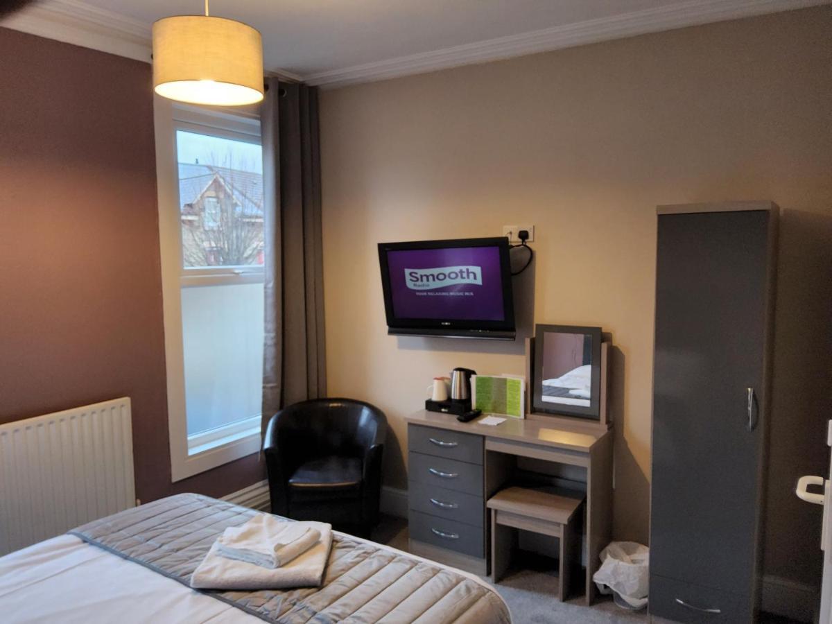 The Avenue Hotel Грантъм Екстериор снимка