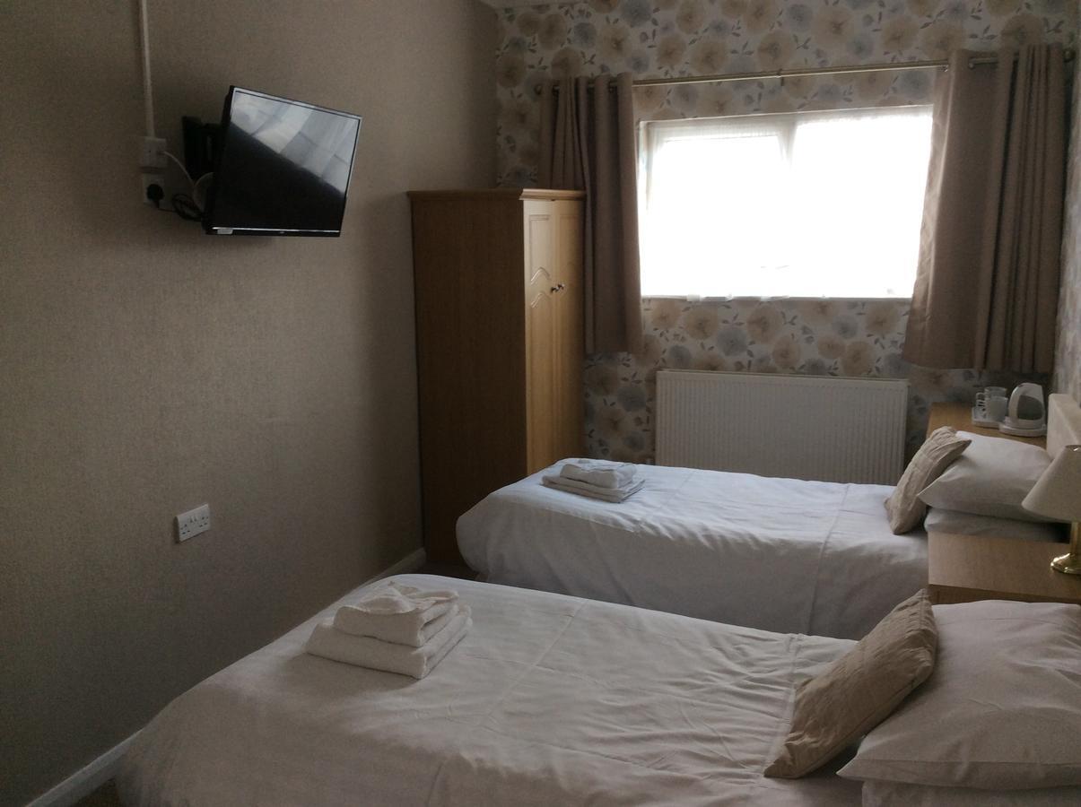 The Avenue Hotel Грантъм Екстериор снимка